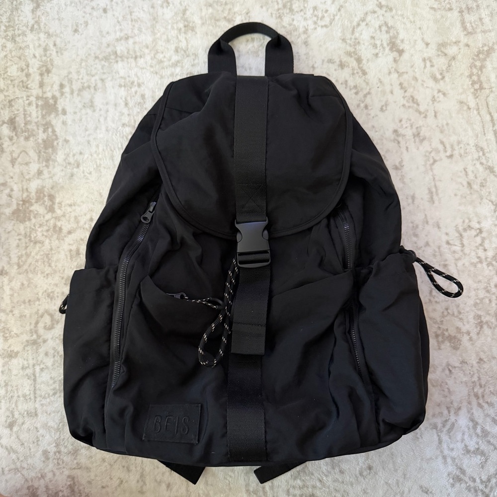 BEIS ‘The Sport Backpack’